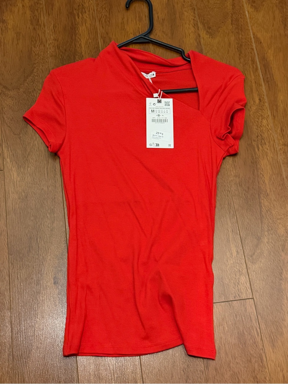 H&M Red Short Sleeve Women's Top